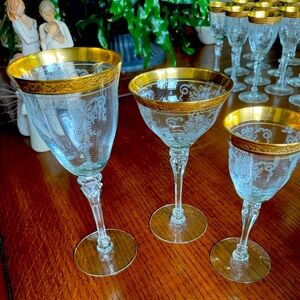 Maltose Crystal - Clear by Tiffin Franciscan